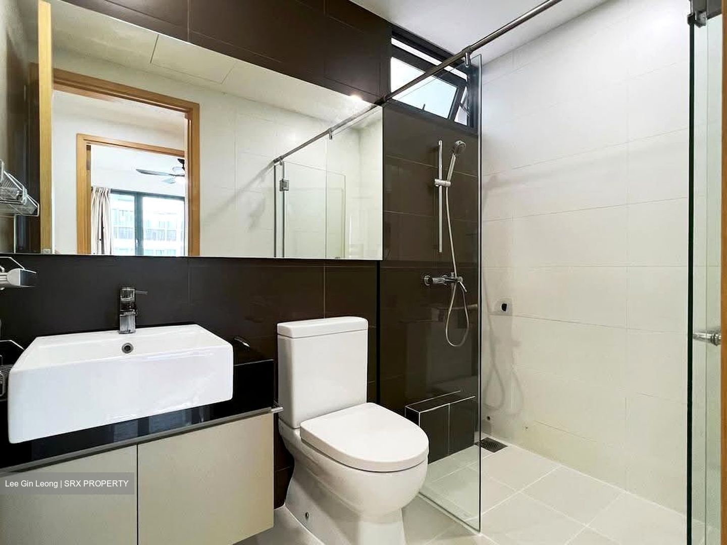 Esparina Residences (D19), Condominium #612757201